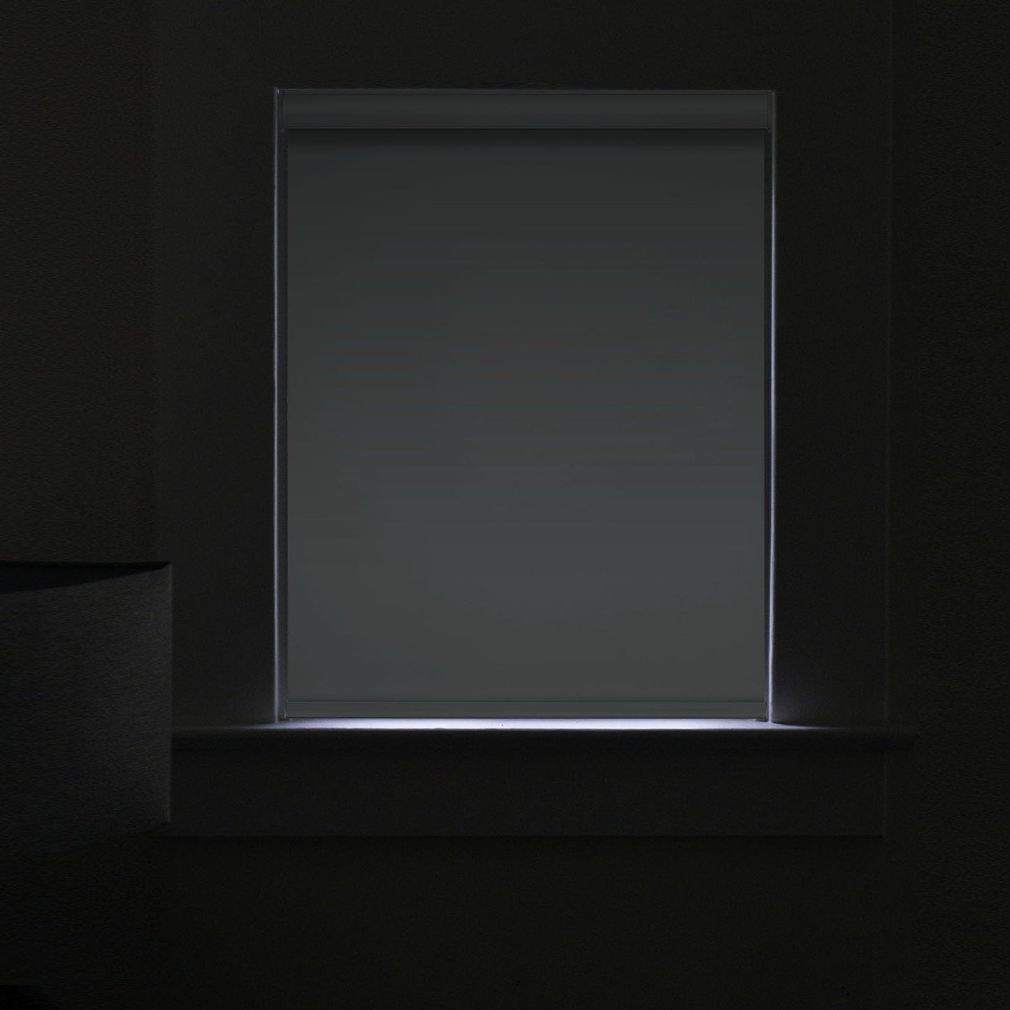 Changshade 100% Blackout Cordless Roller Shades